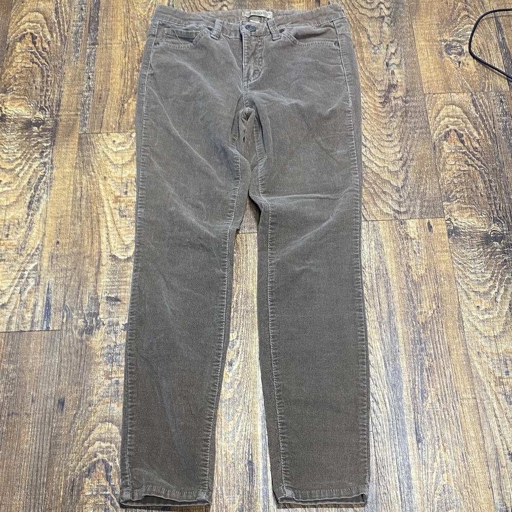 Nine West size 6 Corduroy Pants in taupe tan stretch‎ winter fall trendy casual